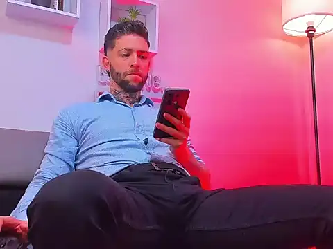 Supreme Alpha online show from November 15, 2:53 am