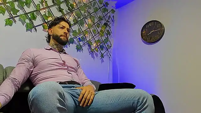 Supreme Alpha online show from January 10, 4:14 am