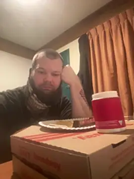 Daddyzfucktoyy online show from March 4, 3:01 am