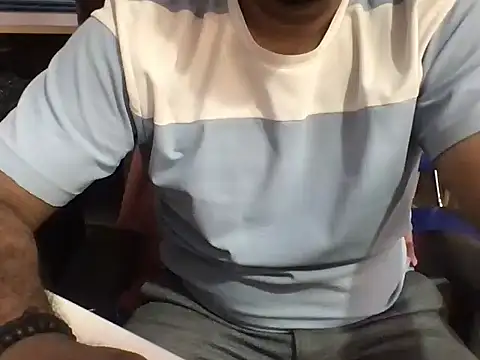 Snapshot of KingCobra_07 chatting on March 19, 5:22 am KingCobra 07 online show from March 19, 5:22 am