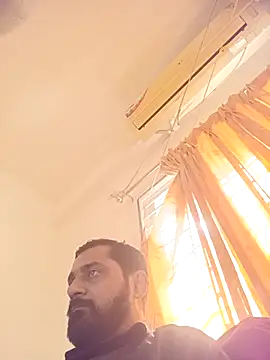 Snapshot of RubyEntity chatting on November 8, 5:29 am RubyEntity online show from November 8, 5:29 am