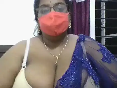 hootypriya online show from March 16, 11:31 pm