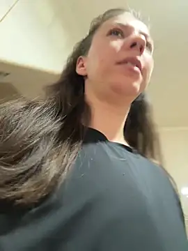 Snapshot of EdaQueen chatting on February 18, 3:19 pm EdaQueen online show from February 18, 3:19 pm