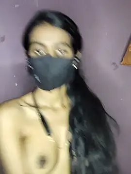 Snapshot of Thaper_Meera2 chatting on May 23, 2:06 am Thaper Meera2 online show from May 23, 2:06 am