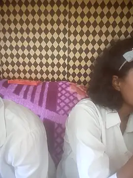 Freakingromance online show from April 8, 6:57 am