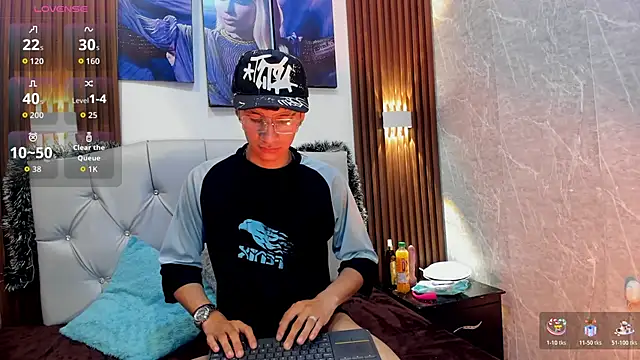 Elian Julian online show from November 26, 10:11 pm