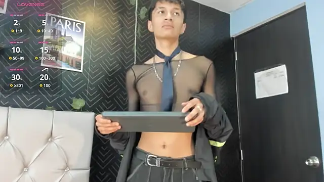 Elian Julian online show from January 15, 7:50 pm