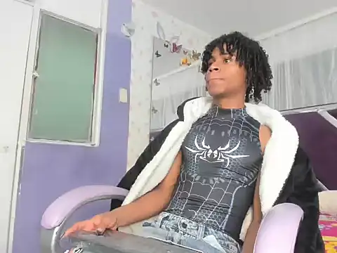 Santy bigcock 01 online show from November 23, 2:33 am