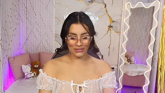 Snapshot of PEACHY_TAY chatting on February 20, 12:05 pm PEACHY TAY online show from February 20, 12:05 pm