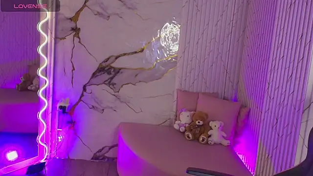 Snapshot of PEACHY_TAY chatting on March 25, 11:49 am PEACHY TAY online show from March 25, 11:49 am