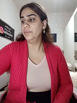 nahiarabiel33 online show from April 8, 5:24 pm