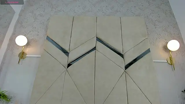 Snapshot of alana-silva chatting on November 5, 9:48 pm alana-silva online show from November 5, 9:48 pm