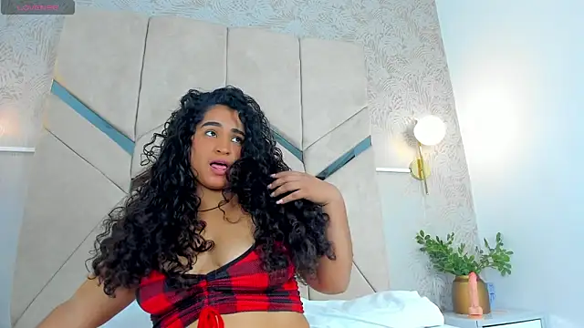 alana-silva online show from November 7, 9:26 pm