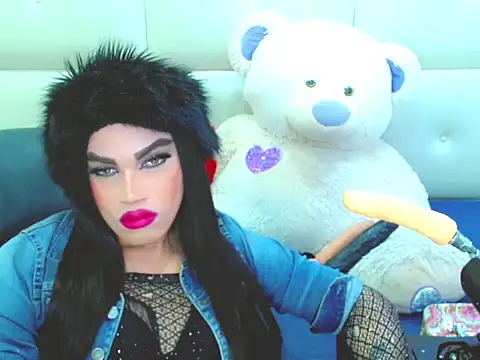 NharaBigCock online show from January 11, 7:30 pm