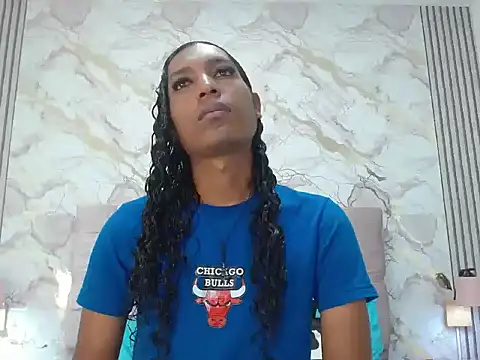 MiaCoock online show from January 7, 12:40 pm