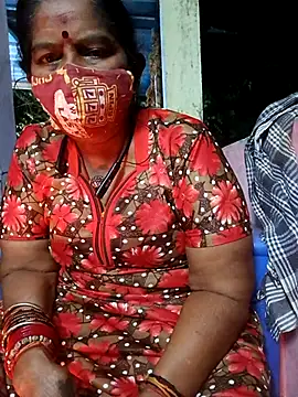 Snapshot of savithasree chatting on July 4, 6:14 pm savithasree online show from July 4, 6:14 pm