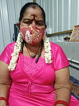 Snapshot of savithasree chatting on July 18, 6:23 pm savithasree online show from July 18, 6:23 pm