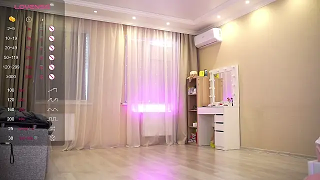 Bananalizzy online show from April 10, 10:53 am