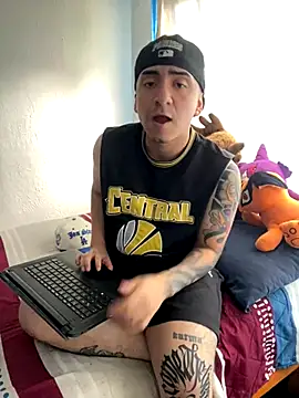 Snapshot of Nesukke chatting on November 5, 4:40 pm Nesukke online show from November 5, 4:40 pm