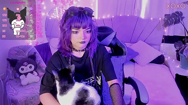 ravencollen online show from February 27, 5:35 pm