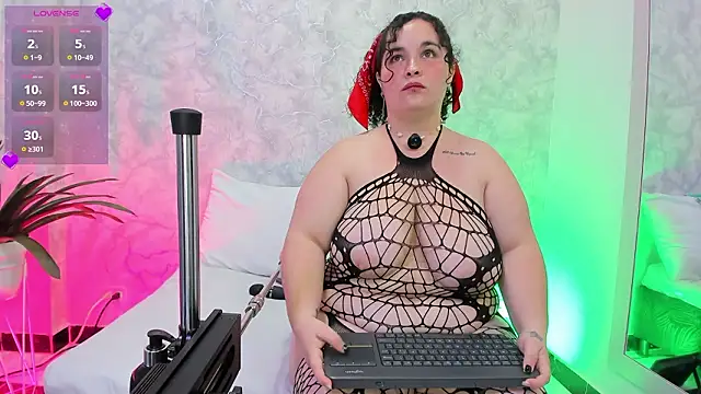 Reichel05  online show from January 15, 5:34 am