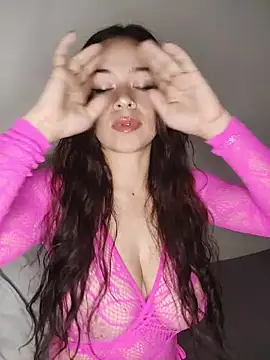 danielamonet online show from April 30, 3:57 am