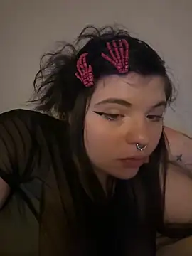 juicygoth202 online show from November 21, 5:17 am