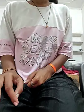 Isha kumari 69 online show from February 13, 4:47 pm