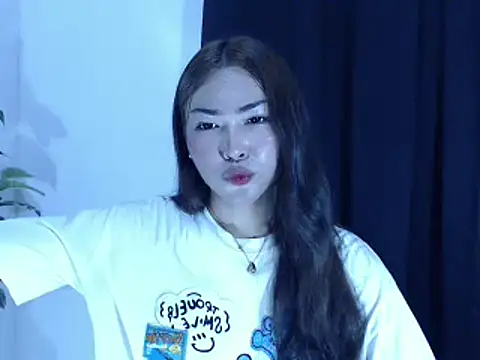 Snapshot of HarlsObsession chatting on November 10, 8:13 am HarlsObsession online show from November 10, 8:13 am