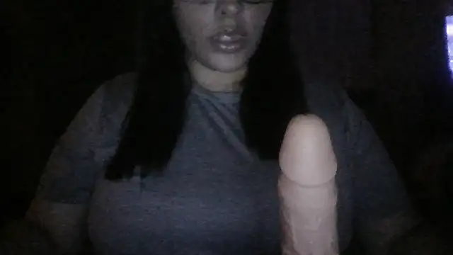 Snapshot of dreamyygirll chatting on April 19, 6:02 am dreamyygirll online show from April 19, 6:02 am