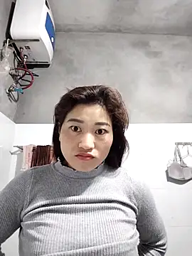 Qoine392 online show from January 7, 10:12 pm