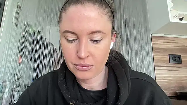 Ameli8 online show from March 12, 11:16 am