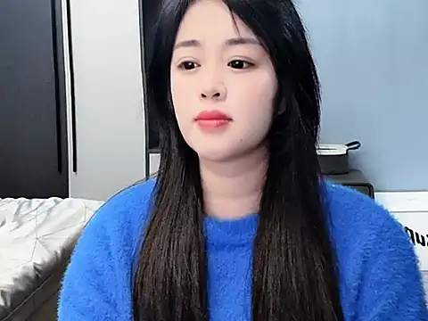 Lucky--Lucy online show from November 15, 2:46 pm