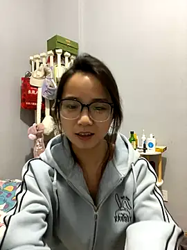 Hmm 0303 online show from November 27, 2:30 pm