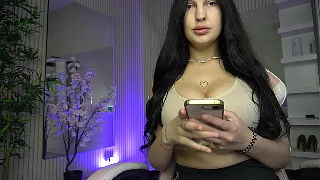 MiaHartx online show from May 6, 4:52 am