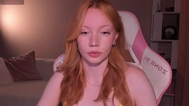 Elisahsthetics online show from August 2, 5:44 pm