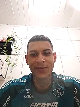 Snapshot of oPretin013 chatting on November 7, 9:15 pm oPretin013 online show from November 7, 9:15 pm