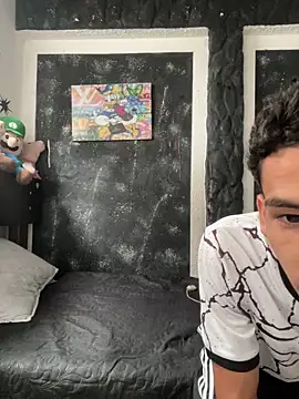 teencutee online show from November 13, 4:17 pm