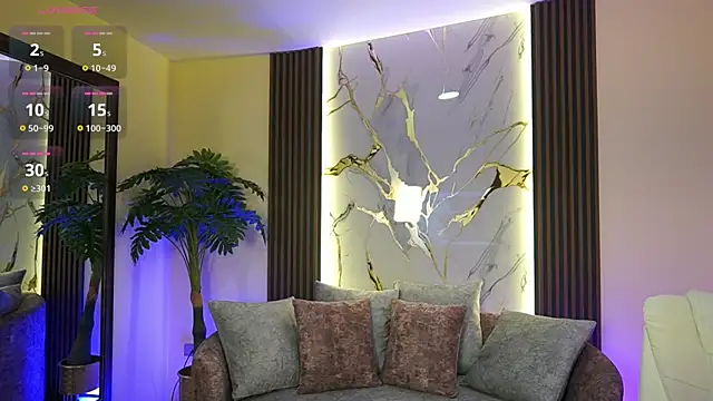 TessaaFox online show from November 11, 1:22 pm