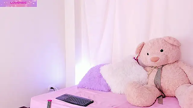 Nyra lux16 online show from December 22, 8:22 am