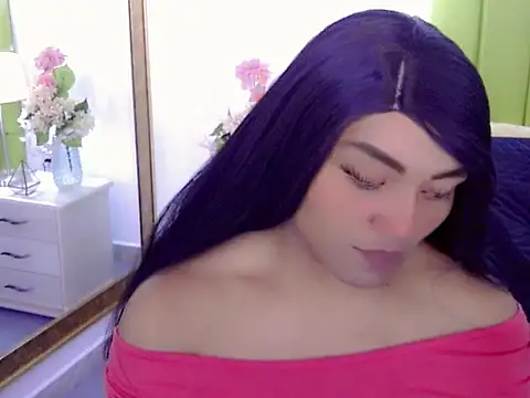 sebastian cruz  online show from December 3, 7:01 pm