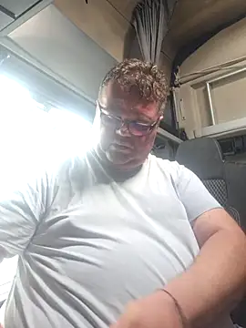 Grase44 online show from February 4, 1:28 pm