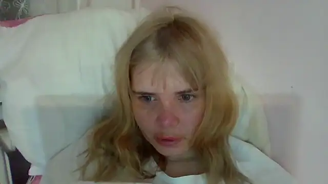 HornyElena online show from January 31, 7:11 pm