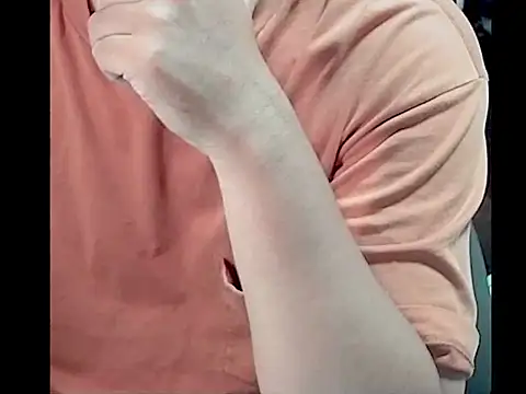 kk05483 online show from November 5, 7:47 pm