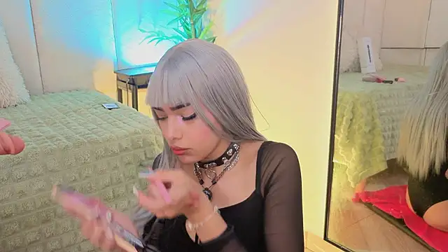  ViolletteNoir  online show from March 26, 8:47 pm