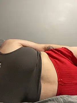 Snapshot of Elainaa chatting on November 5, 10:21 pm Elainaa online show from November 5, 10:21 pm