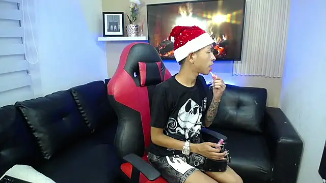 Tessachains 2  online show from December 21, 3:57 am