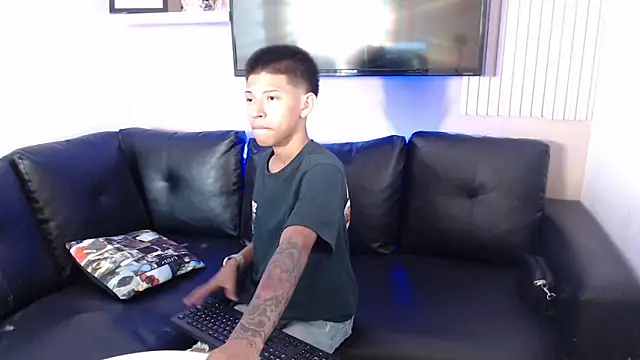 Tessachains 2  online show from January 9, 3:31 am