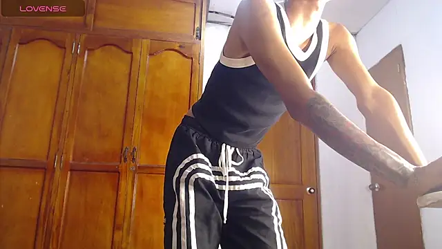 Tessachains 2  online show from March 2, 1:30 am