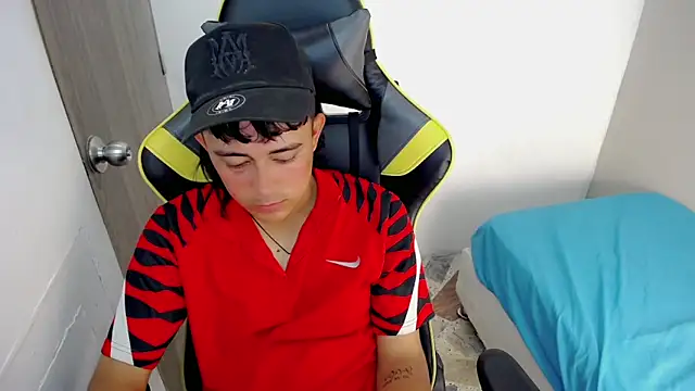 Tatann 18 online show from November 19, 8:20 pm